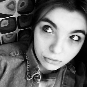 Meet your Posher, Crysta